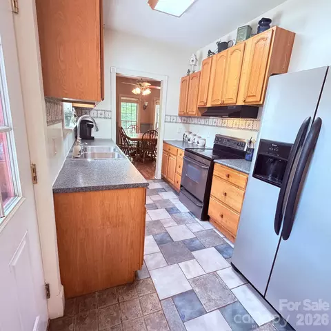Kitchen - 2225 Bald Creek Rd, Clyde, NC 28721 photo 1 of 1