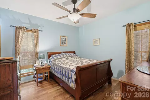 Bedroom - 2225 Bald Creek Rd, Clyde, NC 28721 photo 1 of 4