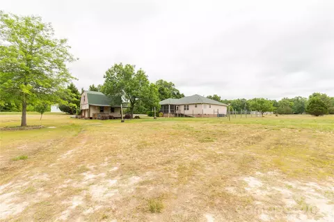 Exterior - 710 Dixie School Rd, Lancaster, SC 29720 photo 8 of 8