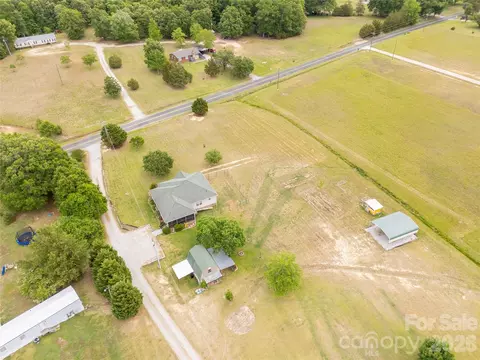 View/Area - 710 Dixie School Rd, Lancaster, SC 29720 photo 6 of 7