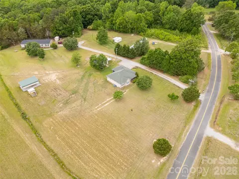 View/Area - 710 Dixie School Rd, Lancaster, SC 29720 photo 2 of 7