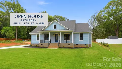 1860 Twin Lakes Rd, Rock Hill, SC 29732