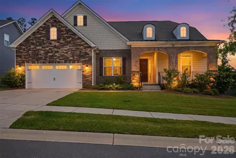 900 Raffaelo Vw, Mount Holly, NC 28120