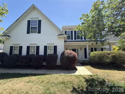 2140 Pineapple Ct, Matthews, NC 28105