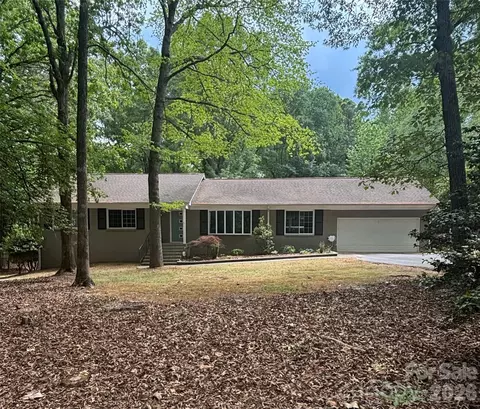 4400 Bellwood Ln, Charlotte, NC 28270