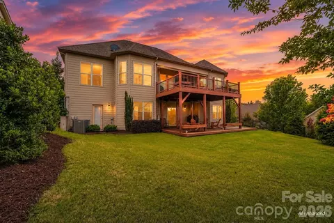 14503 Crest Ct, Charlotte, NC 28278