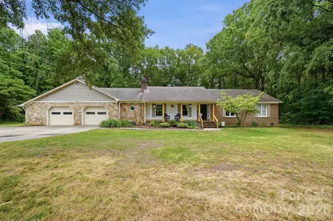 1811 Price Rd, Indian Trail, NC 28079