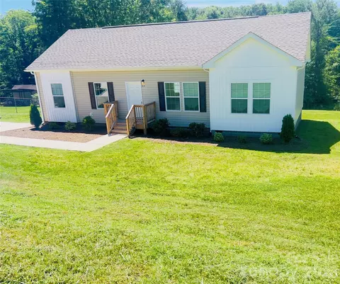 819 Wellwood Ave, Statesville, NC 28677