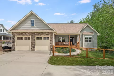 345 Osborne Rd, Brevard, NC 28712