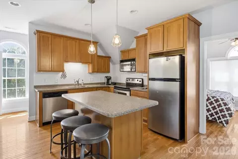 Kitchen - 517 W Cj Thomas Rd, Monroe, NC 28110 photo 3 of 3