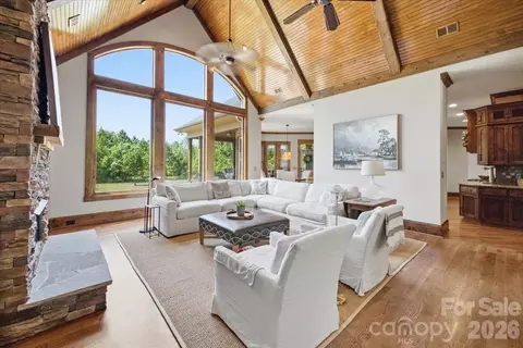 517 W Cj Thomas Rd, Monroe, NC 28110