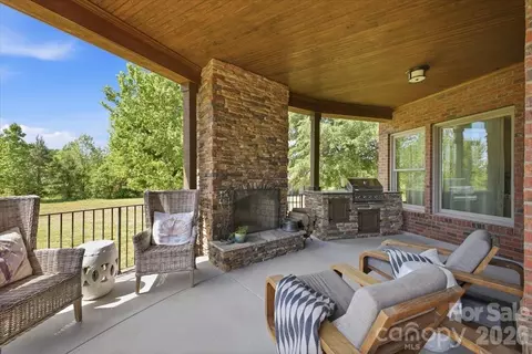 Exterior - 517 W Cj Thomas Rd, Monroe, NC 28110 photo 4 of 4