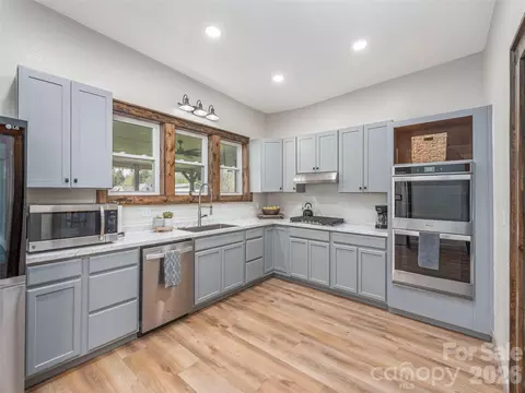 Kitchen - 274 Charles St, Clyde, NC 28721 photo 1 of 3