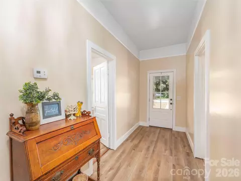 Entry Way - 274 Charles St, Clyde, NC 28721 photo 1 of 3