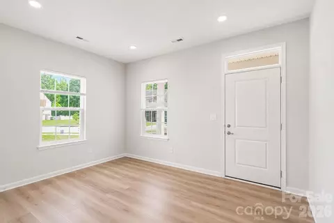 Living - 3243 Streamside Dr, Davidson, NC 28036 photo 1 of 1
