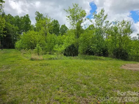 0000 Finch Ln, Burnsville, NC 28714