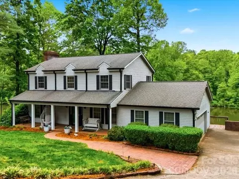 6 Woodland Cir, Granite Falls, NC 28630