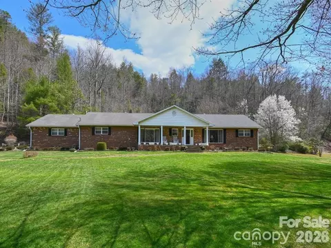 7530 Nc 208 Hwy, Marshall, NC 28753