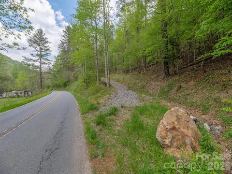 000 Caney Fork Rd, Cullowhee, NC 28723