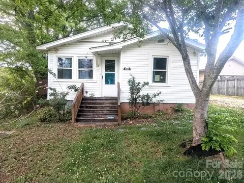 901 State Ext St #EXT, Marion, NC 28752