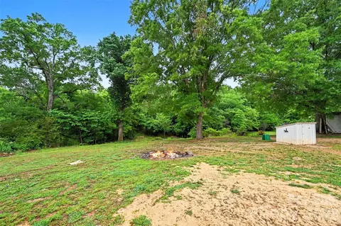 Exterior - 20146 Bantam Rd, Mount Pleasant, NC 28124 photo 8 of 9