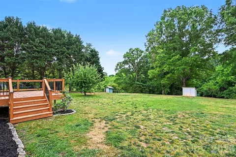 Exterior - 20146 Bantam Rd, Mount Pleasant, NC 28124 photo 5 of 9