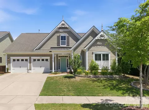16024 Oxford Glenn Dr, Huntersville, NC 28078