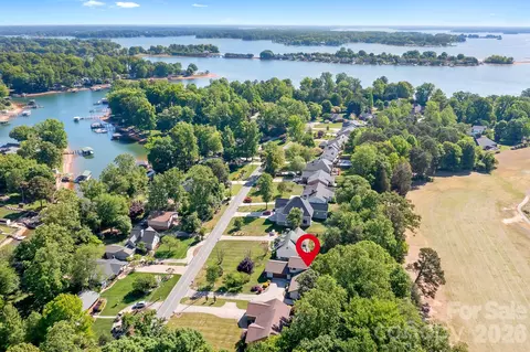 3469 Lake Shore S Rd S, Denver, NC 28037
