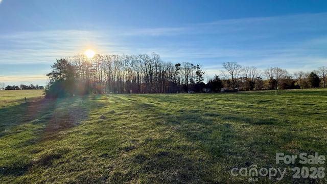 2290 Buffalo Shoals Rd, Catawba, NC 28609