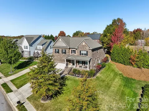 4140 Green Park Ct, Harrisburg, NC 28075