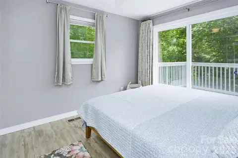 Bedroom - 83 E View St, Marion, NC 28752 photo 2 of 5
