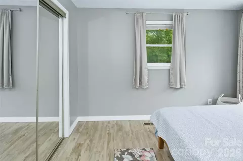 Bedroom - 83 E View St, Marion, NC 28752 photo 5 of 5