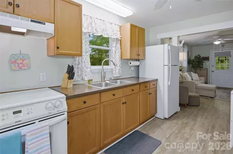 Kitchen - 83 E View St, Marion, NC 28752 photo 2 of 3