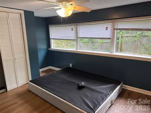 Bedroom - 45 Overbrook Dr, Saluda, NC 28773 photo 2 of 2