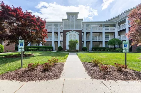 Other - 930 Jetton 29 St #29, Davidson, NC 28036 photo 1 of 6