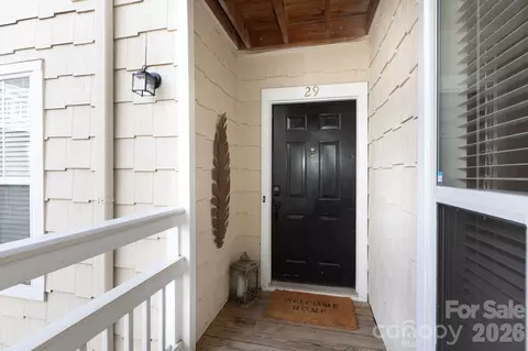 Exterior - 930 Jetton 29 St #29, Davidson, NC 28036 photo 2 of 4