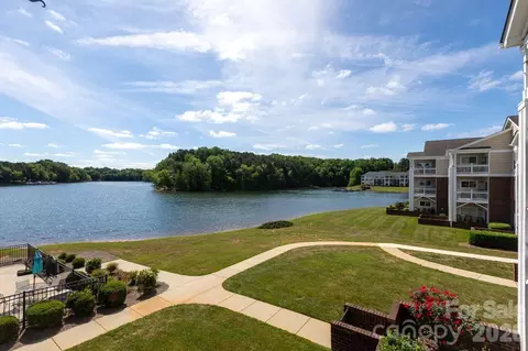 View/Area - 930 Jetton 29 St #29, Davidson, NC 28036 photo 1 of 1
