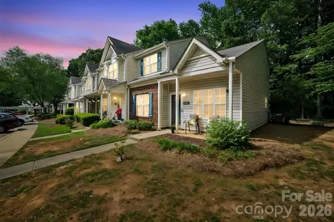 5427 Kimmerly Woods Dr, Charlotte, NC 28215