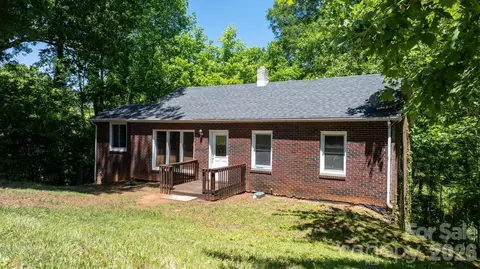 722 E F St, Newton, NC 28658