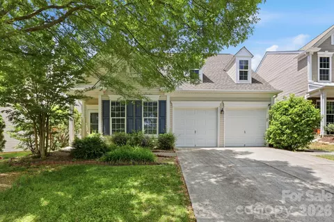 11030 Holm Oak Pl, Charlotte, NC 28262