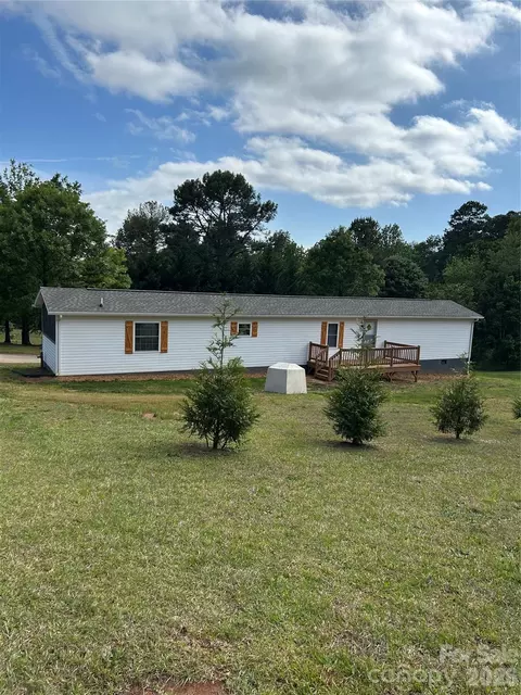 118 Perennial Gardens Ln, Rutherfordton, NC 28139