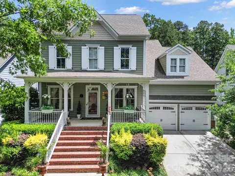 905 Stratford Run Dr, Fort Mill, SC 29708
