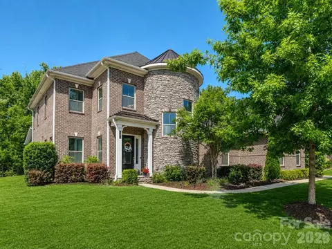 121 Enclave Blvd, Matthews, NC 28104