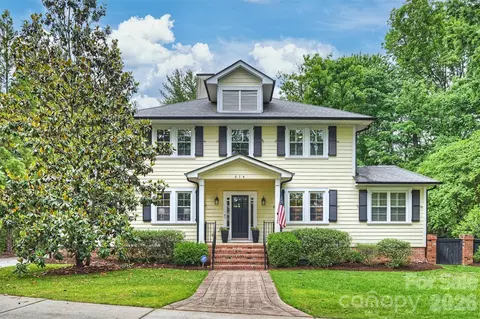 614 Olde Cotswold Ct, Charlotte, NC 28211