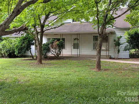 1517 E Nc 10 Hwy, Newton, NC 28658
