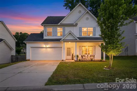 425 Laurel Fork Dr, Fort Mill, SC 29715