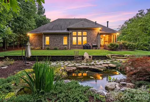 1206 Delaney Dr, Weddington, NC 28104