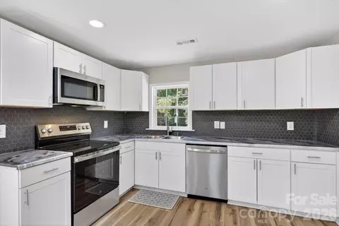 200 Eufola Rd, Statesville, NC 28677
