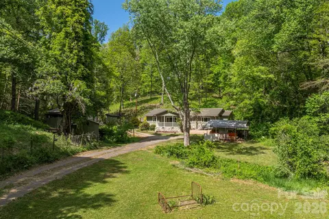 155 Old Starnes Cove Rd, Asheville, NC 28806