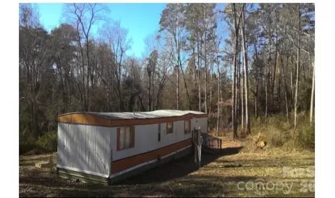 1357 Airport Rhodhiss 5 Rd #5, Hickory, NC 28601